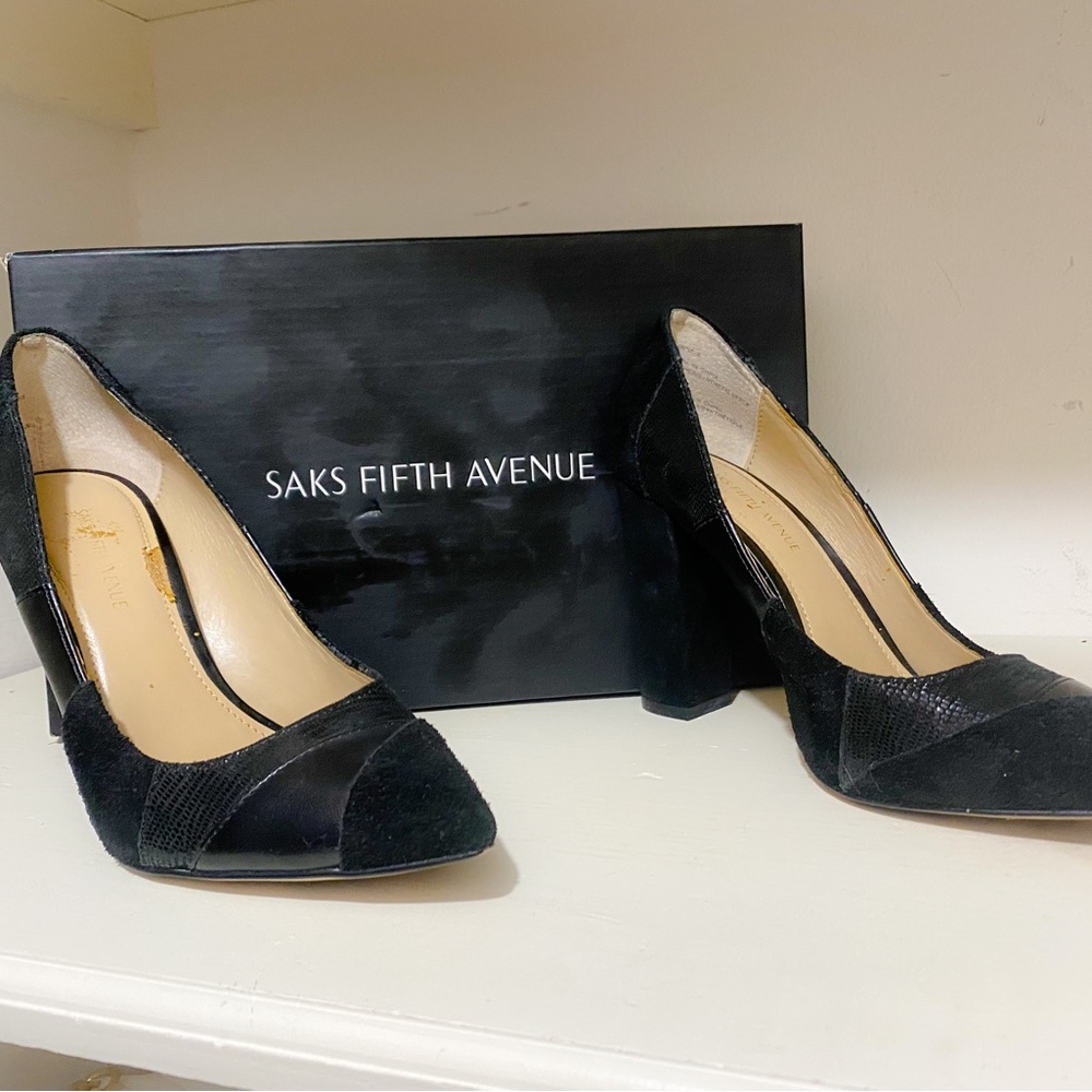 Black Saks Fifth Avenue heels. Have been worn maybe 4-5 times.